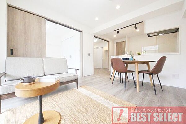 ■7階建て2階部分の南西向き住戸で陽当り良好