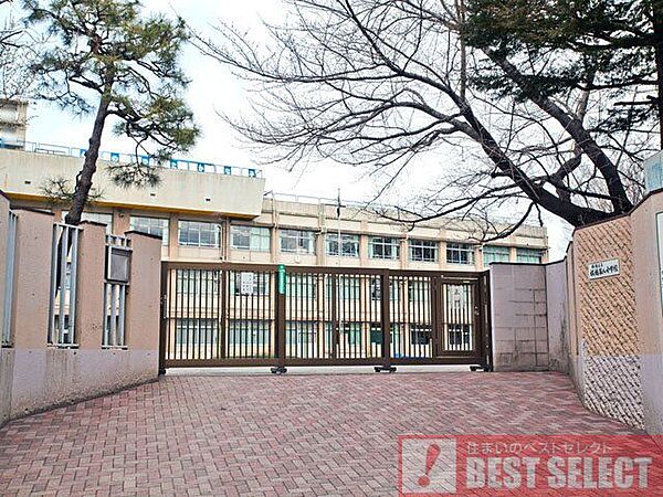 板橋区立板橋第八小学校まで徒歩8分 630m