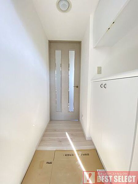 ■たっぷり収納できるシューズＢＯＸ付きで玄関回りがスッキリ片付きます
