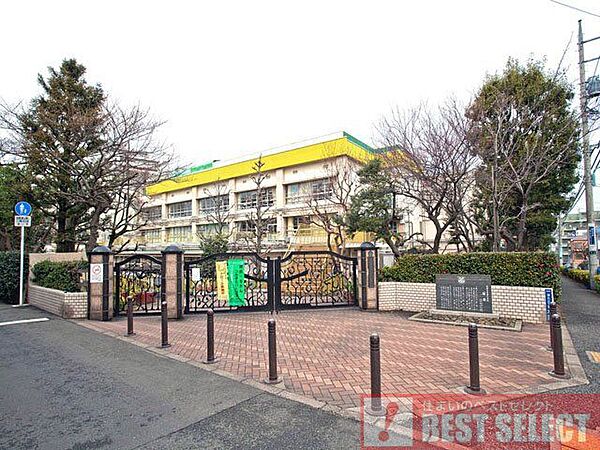 板橋区立北野小学校　徒歩11分 820m