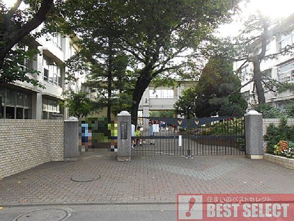 練馬区立開進第一中学校まで徒歩2分 140m