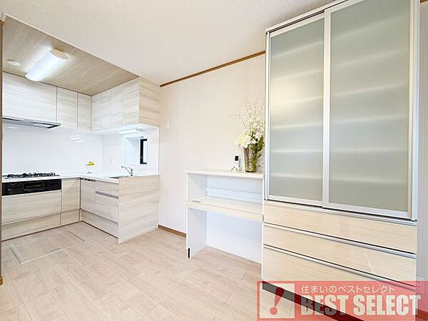 ■新規内装＆外装リフォーム施工済みでキレイなお住まい■全室エアコン＆照明器具付き
