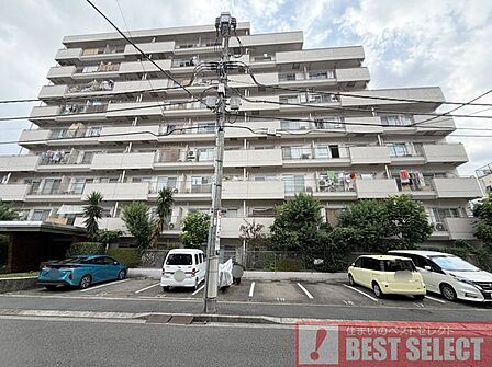 ■ＪＲ山手線「大塚」駅徒歩10分、都営三田線「西巣鴨」駅徒歩13分、都電荒川線「巣鴨新田」駅徒歩5分も利用可能