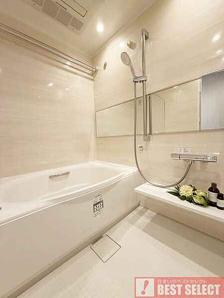 ■くつろぎのバスタイム、追い焚き＆浴室乾燥機付き