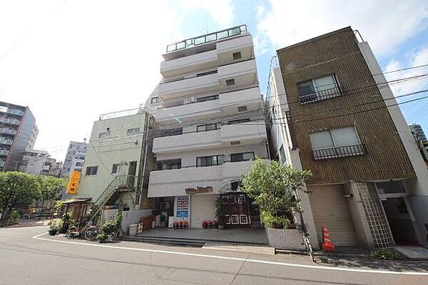 ■賑わいの「赤羽一番街」まで徒歩1分■アーケード商店街「ララガーデン」まで徒歩4分