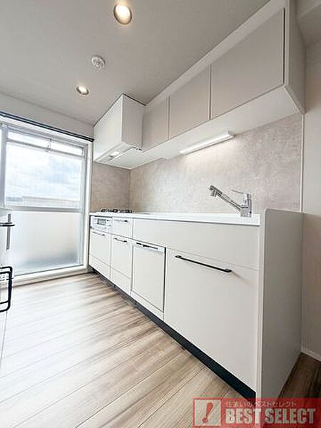 ■新規内装リノベーション施工済みでキレイなお住まい