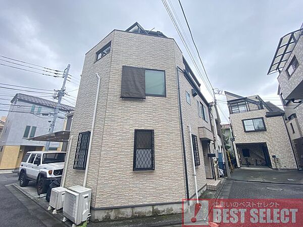 ■北東側4ｍ×北西側4ｍの角地で開放感のある立地■建物面積：83．82平米の4ＬＤＫ