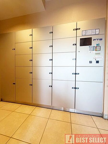 ■ダブルオートロックシステム完備で安心セキュリティ■荷物の受け取りに便利な宅配BOX完備