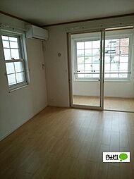 バードランド　Ｂ 102 1階1LDKのリビング/ダイニング