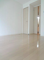 JR中央本線 三鷹駅 徒歩4分の賃貸マンション 3階1DKのリビング/ダイニング