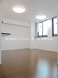 ファミールスクエア中野坂上 1階2LDKのリビング/ダイニング