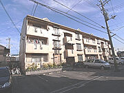 寝屋川市駅より徒歩15分 3階 築33年8ヶ月の賃貸物件