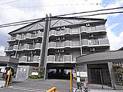 野崎駅より徒歩8分 3階 築30年6ヶ月の賃貸物件