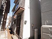  築44年8ヶ月 2階建の賃貸物件