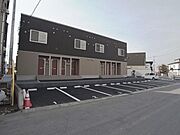 運動公園前駅より徒歩6分 築10年8ヶ月 2階建の賃貸物件