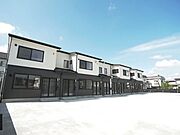  築5年4ヶ月 2階建の賃貸物件