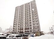弘前駅より徒歩9分 6階 築7年の賃貸物件