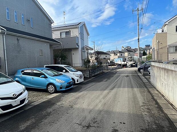 車通りも少なく、夜間や休日もゆっくりとお過ごし頂けます。また、小さなお子様がいても安心です。