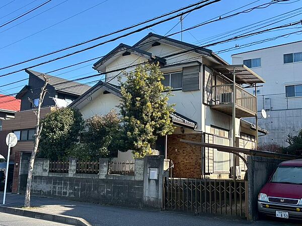 前面道路13m超の圧倒的開放感！向かいからの視線が気にならないプライベートな暮らし
