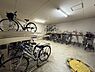 その他：管理の行き届いた自転車置き場は安心ですね。