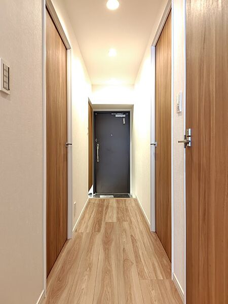 落ち着いた雰囲気の玄関は大切なお客様を迎えるのに最適です。