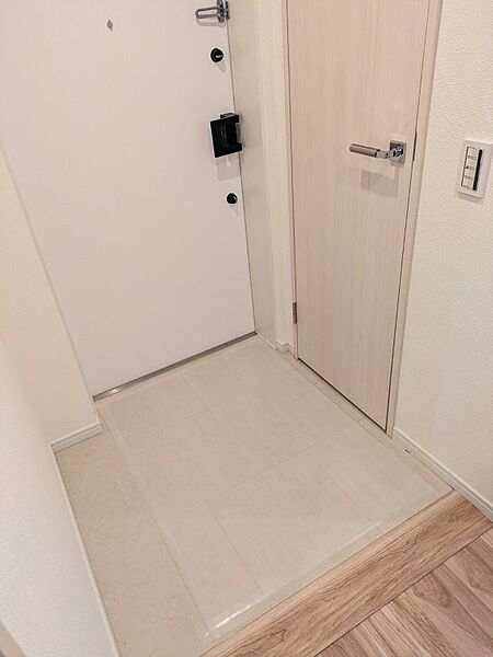 落ち着いた雰囲気の玄関は大切なお客様を迎えるのに最適です。