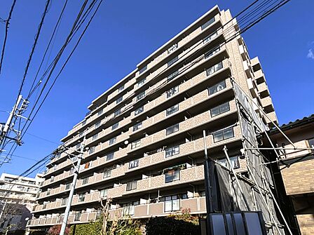 平成10年2月築/10階建/総戸数73戸