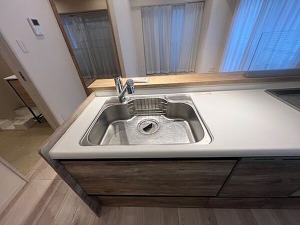 機能性に優れたキッチンで、料理の時間をより快適にサポートします。