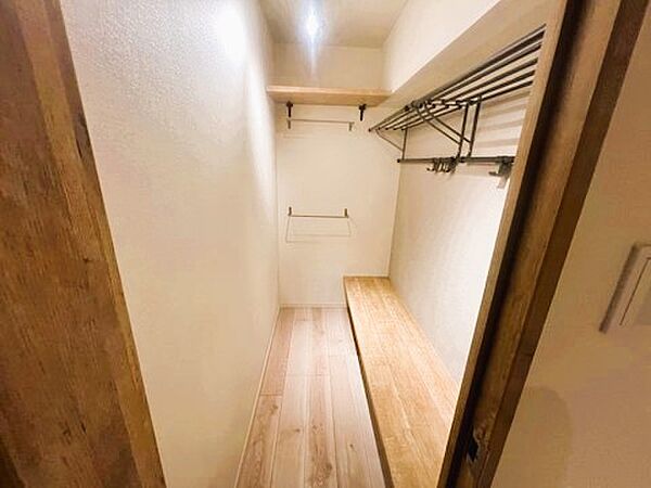 豊富な収納スペースを確保。お部屋をすっきりと保ちながら快適にお住まいいただけます。