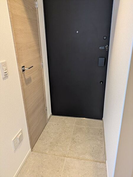 落ち着いた雰囲気の玄関は大切なお客様を迎えるのに最適です。