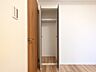 室内：ちょっとした収納もあり、お部屋をすっきりお使いいただけます。 