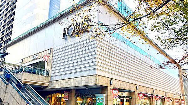 専門店街フォーリス