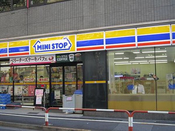 ミニストップ南大塚2丁目店