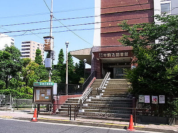 周辺を拡大表示