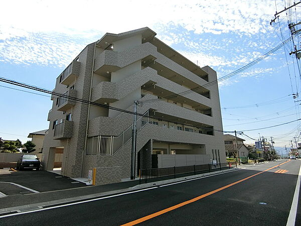 兵庫県明石市東野町(賃貸マンション2LDK・3階・57.58㎡)の写真 その1