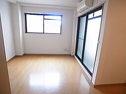 神戸市西神・山手線 湊川公園駅 徒歩5分の賃貸アパート 1階1Kのリビング/ダイニング