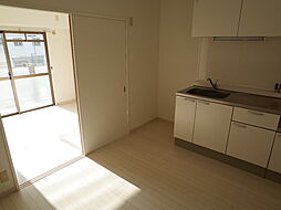 神戸市西神・山手線 大倉山駅 徒歩10分の賃貸マンション 2階1DKのリビング/ダイニング