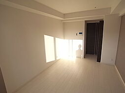 阪急神戸本線 神戸三宮駅 徒歩12分の賃貸マンション 13階1Kのリビング/ダイニング