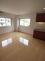 JR東海道・山陽本線 三ノ宮駅 徒歩8分の賃貸マンション 4階1LDKのリビング/ダイニング