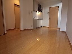 阪急伊丹線 新伊丹駅 徒歩5分の賃貸マンション 3階ワンルームのリビング/ダイニング