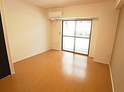 阪急神戸本線 神戸三宮駅 徒歩4分の賃貸マンション 2階1Kのリビング/ダイニング