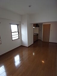 阪神本線 神戸三宮駅 徒歩12分の賃貸マンション 4階1LDKのリビング/ダイニング