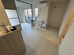 阪急神戸本線 武庫之荘駅 徒歩22分の賃貸アパート 3階1LDKのリビング/ダイニング