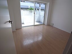 JR東海道・山陽本線 甲南山手駅 徒歩5分の賃貸マンション 1階1Kのリビング/ダイニング