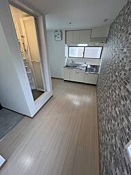 神戸市西神・山手線 県庁前駅 徒歩12分の賃貸アパート 2階1DKのリビング/ダイニング