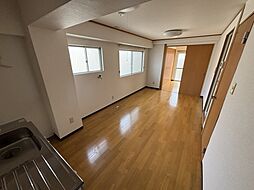 JR東海道・山陽本線 三ノ宮駅 徒歩7分の賃貸マンション 4階1DKのリビング/ダイニング