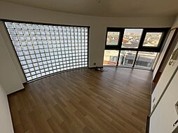 阪急伊丹線 新伊丹駅 徒歩12分の賃貸マンション 4階2DKのリビング/ダイニング