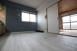 阪神本線 大物駅 徒歩10分の賃貸マンション 4階3DKのリビング/ダイニング