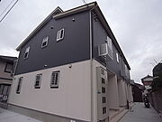 明石駅より徒歩15分 築10年8ヶ月 2階建の賃貸物件