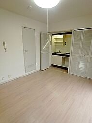 阪急神戸本線 塚口駅 徒歩7分の賃貸マンション 2階ワンルームのリビング/ダイニング